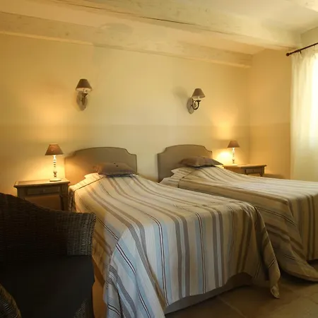 Дом отдыха Les Restanques De Beaudine *