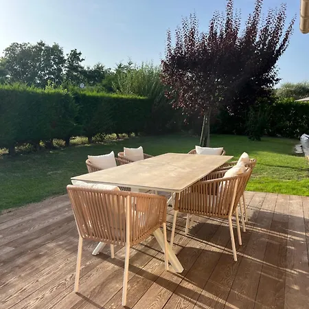 Дом отдыха Les Restanques De Beaudine *