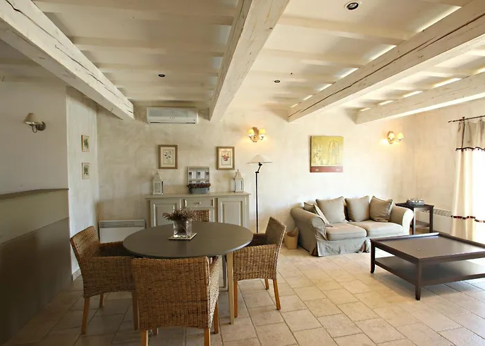 Les Restanques De Beaudine