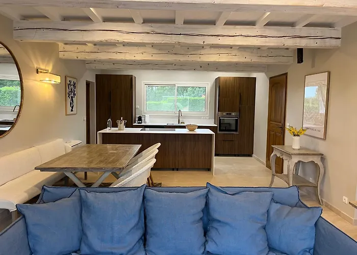 Dom wakacyjny Les Restanques De Beaudine