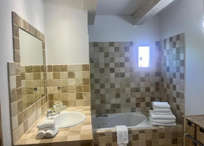 Dom wakacyjny Les Restanques De Beaudine